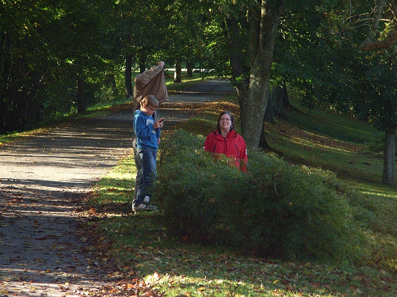 Ystadsresan07.JPG - En blyger, en spelgalning och en tittutare...:-)